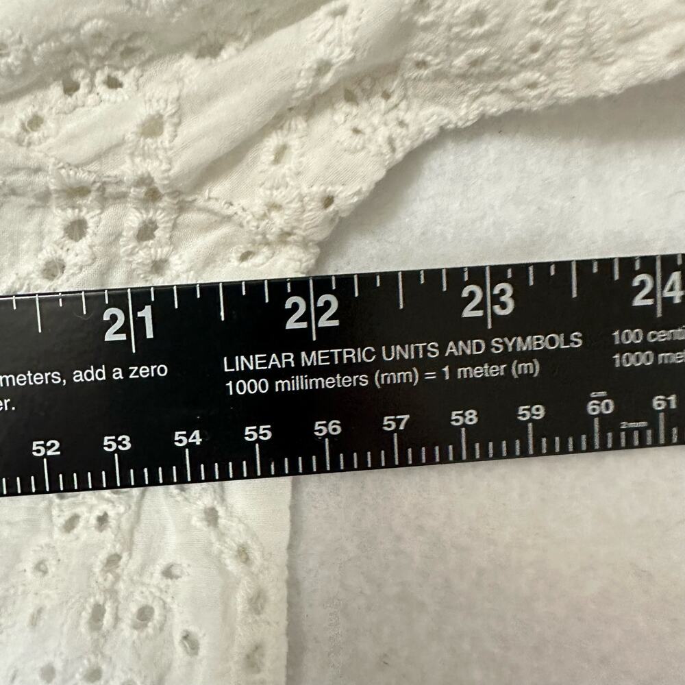 Garnet Hill Eyelet Lace Boho Peasant Blouse Top White Long Sleeves Size Large - Picture 6 of 7